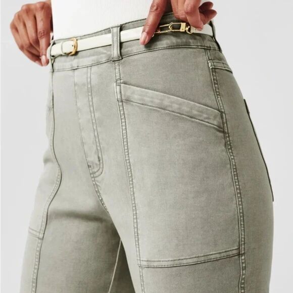 NWT Spanx Stretch Twill Straight Leg Pants in Olive Oil Women's Size Large - Picture 4 of 12